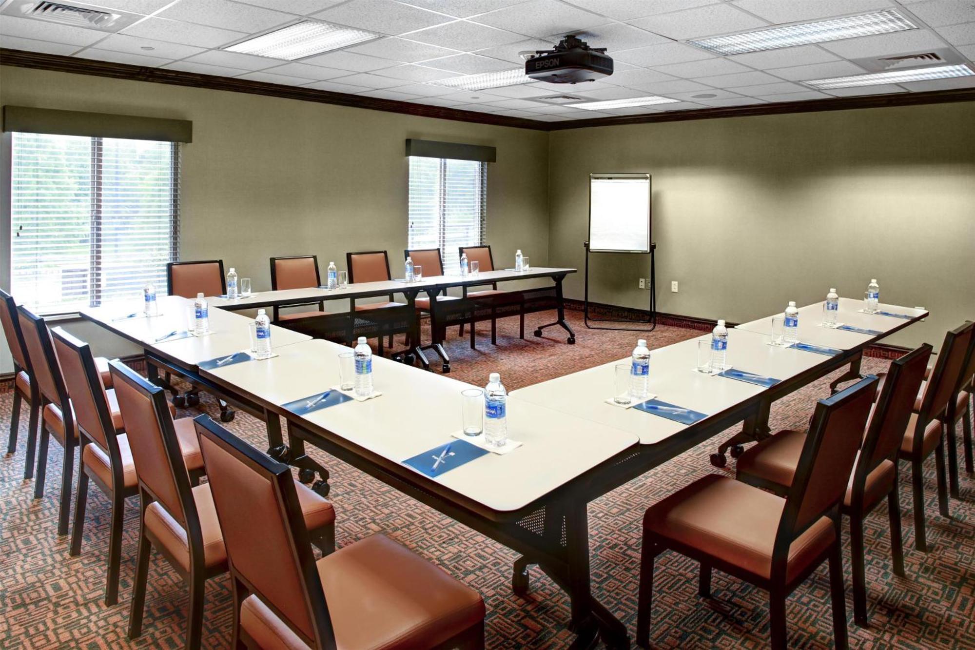 Hyatt House - Bridgewater Branchburg